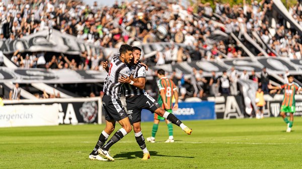 Game day sleep secrets: optimize your performance on the field with effective rest strategies for football players